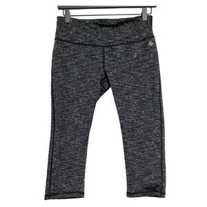 NWT NICOLE MILLER SPORT activewear HIGH WAIST Black Grey‎ White Capris Size S